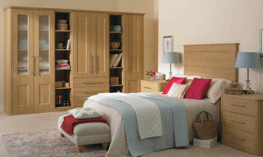 Bella Lissa Oak Cambridge fitted Bedroom